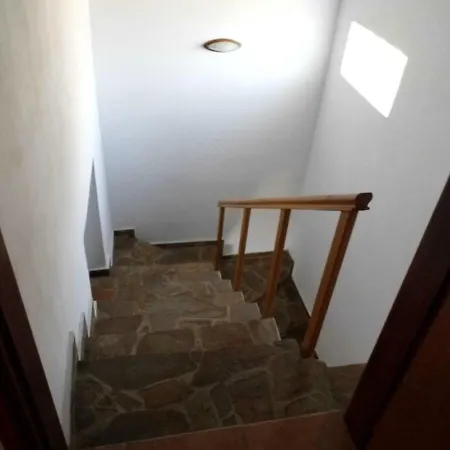 Ferienhaus μονοκατοικία με όμορφο κήπο δίπλα στη θάλασσα